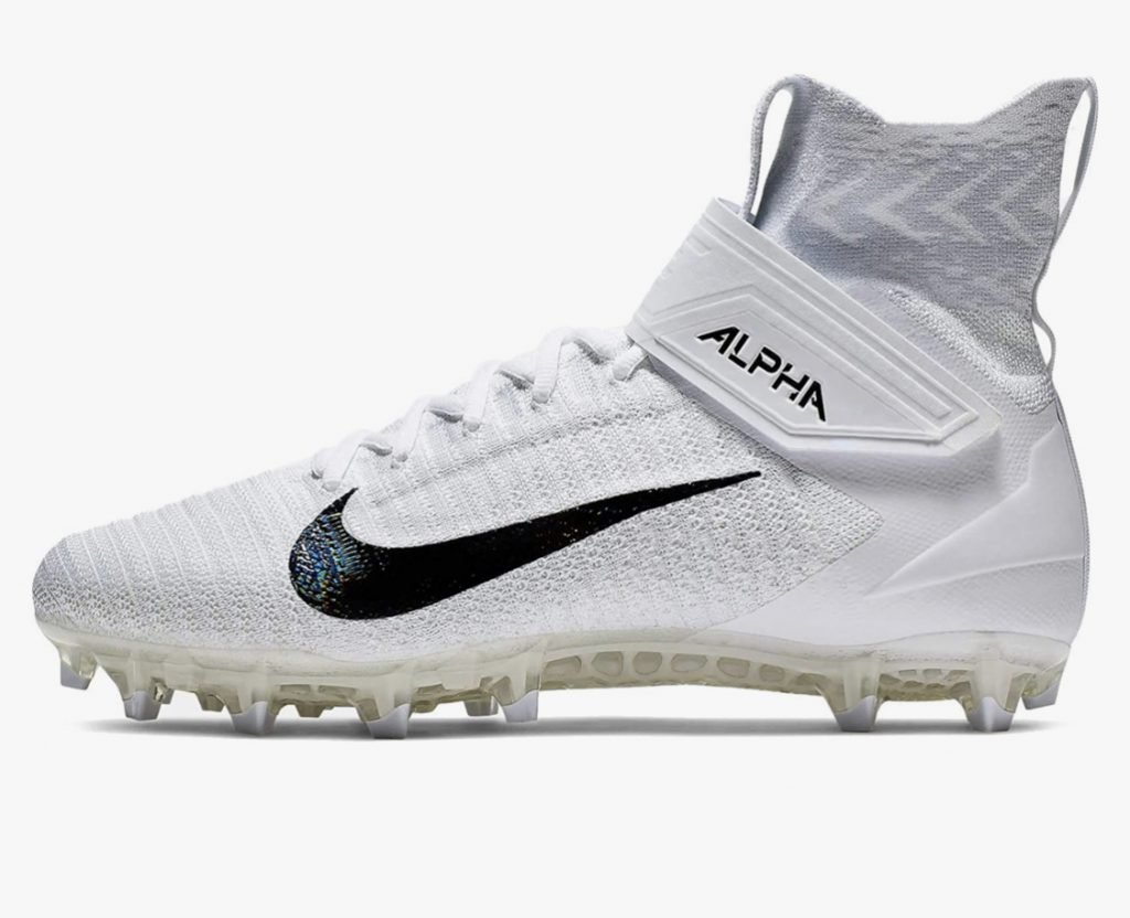 Defensive hot sale tackle cleats